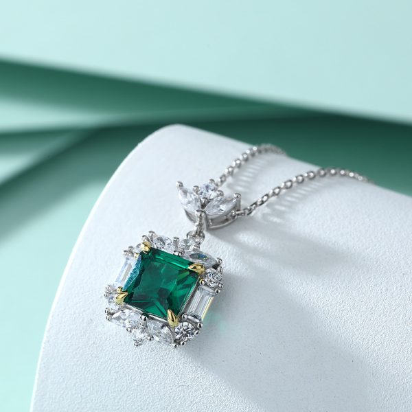 Women's S925 Sterling Silver Emerald Zircon Necklace - Elegant Green Gem - Image 2